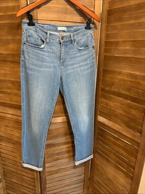 LOFT Light Wash Cropped Girlfriend Jeans